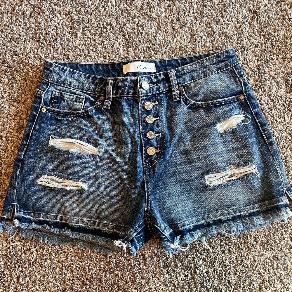 Kancan jean shorts fringe he’s